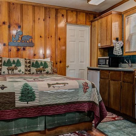 Doc'S Cottages South Lake Tahoe Стейтлайн Екстериор снимка