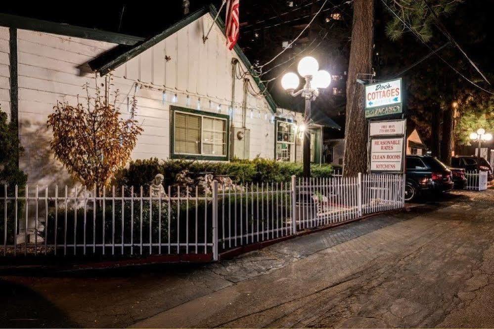 Doc'S Cottages South Lake Tahoe Стейтлайн Екстериор снимка