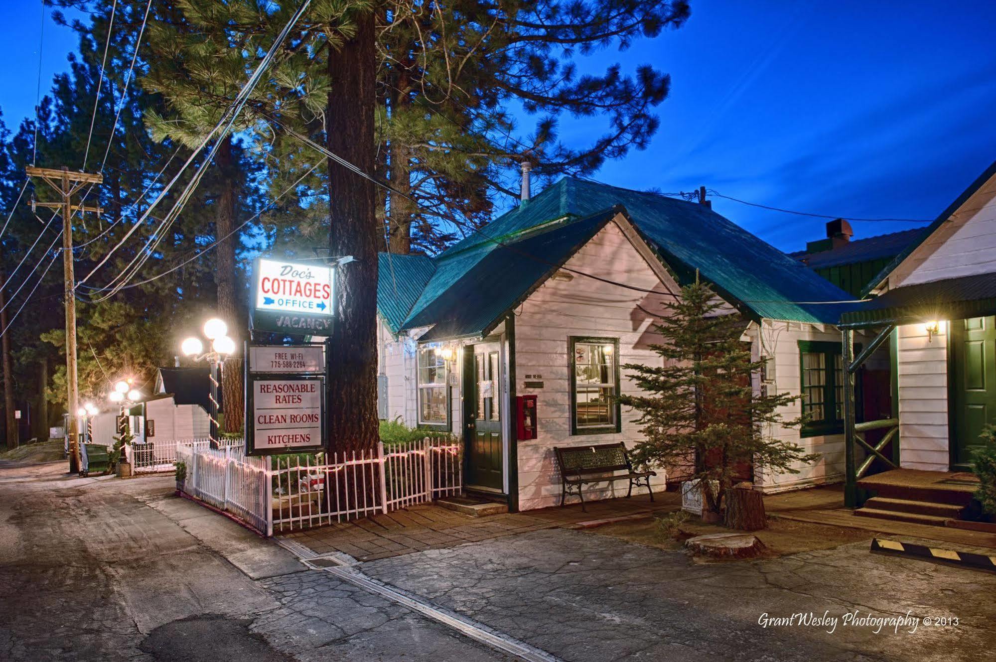 Doc'S Cottages South Lake Tahoe Стейтлайн Екстериор снимка